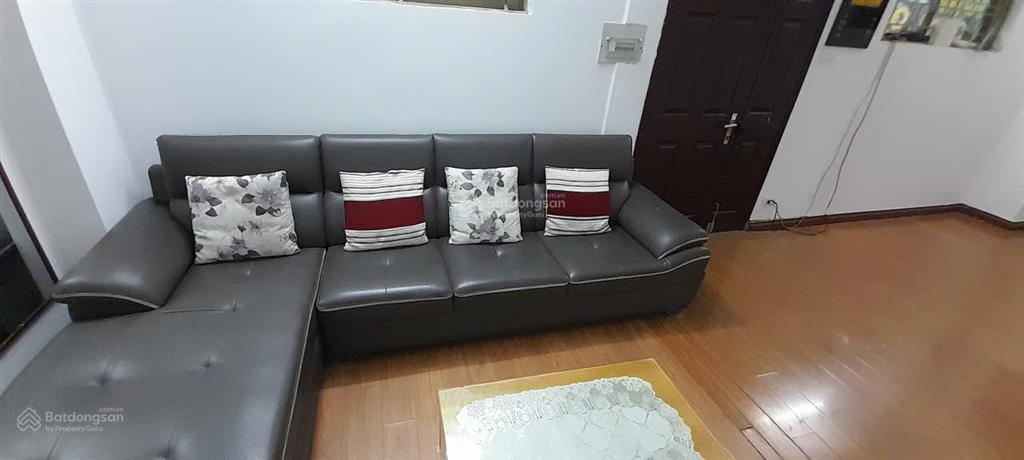 Cho thuê căn hộ ct văn quán tầng cao 98m², 2pn, 2wc, full tiện ích, đồ đẹp.