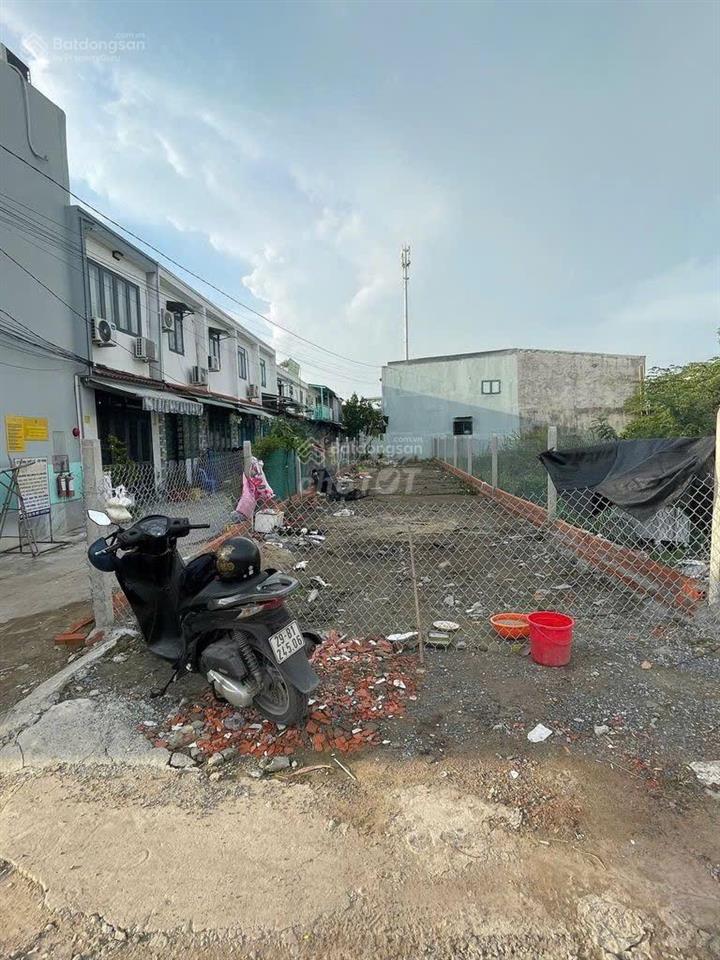 Chính chủ bán đất đức hoà  long an