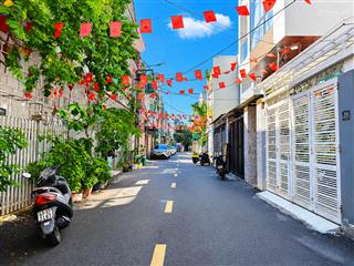Mặt tiền phan thúc duyện vị trí vàng sát mai thúc lân  cách biển chỉ vài bước chân