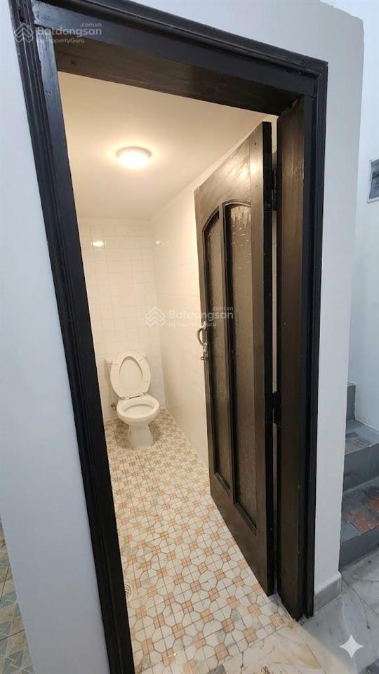 Cho thuê mặt bằng kinh doanh tầng 1 hoặc làm văn phòng hoặc kho
