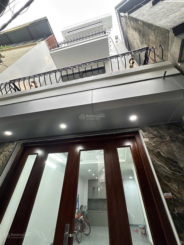 Em cần bán căn nhà 50m2 xây 5 tầng thang máy cạnh time city, toạ lạc tại đường minh khai