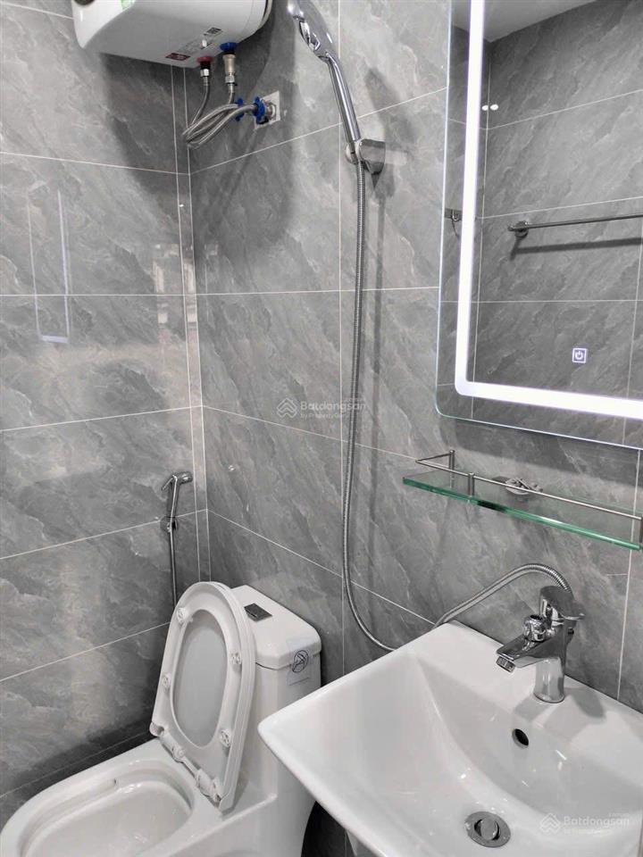 Cơ hội đầu tư  sở hữa toà căn hộ ccmn tại vĩnh hưng với dt 51m xây mới 6 tầng thang máy .