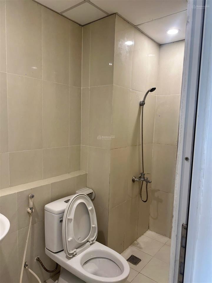 Hiếm có căn hộ 80m 2 ngủ căn góc chung cư 8c tạ quang bửu  hai bà trưng , giá chào 6,x tỷ tlbst