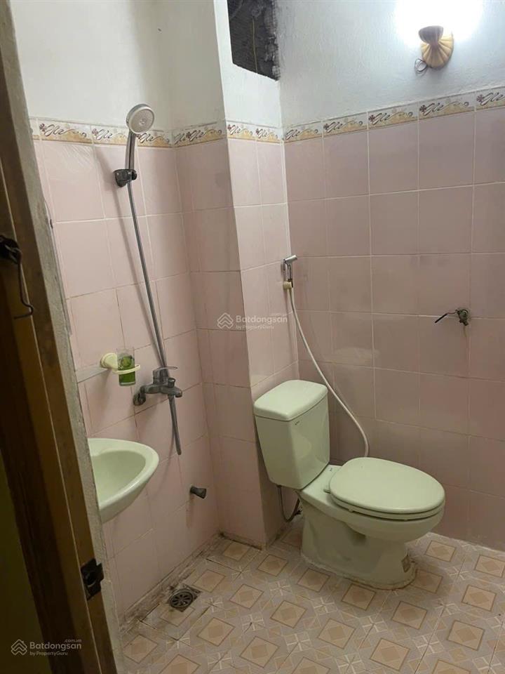 Chính chủ cho thuê căn nhà phân lô liền kề 40m xây 4 tầng tại ngõ 319 tam trinh ngay cầu mai động
