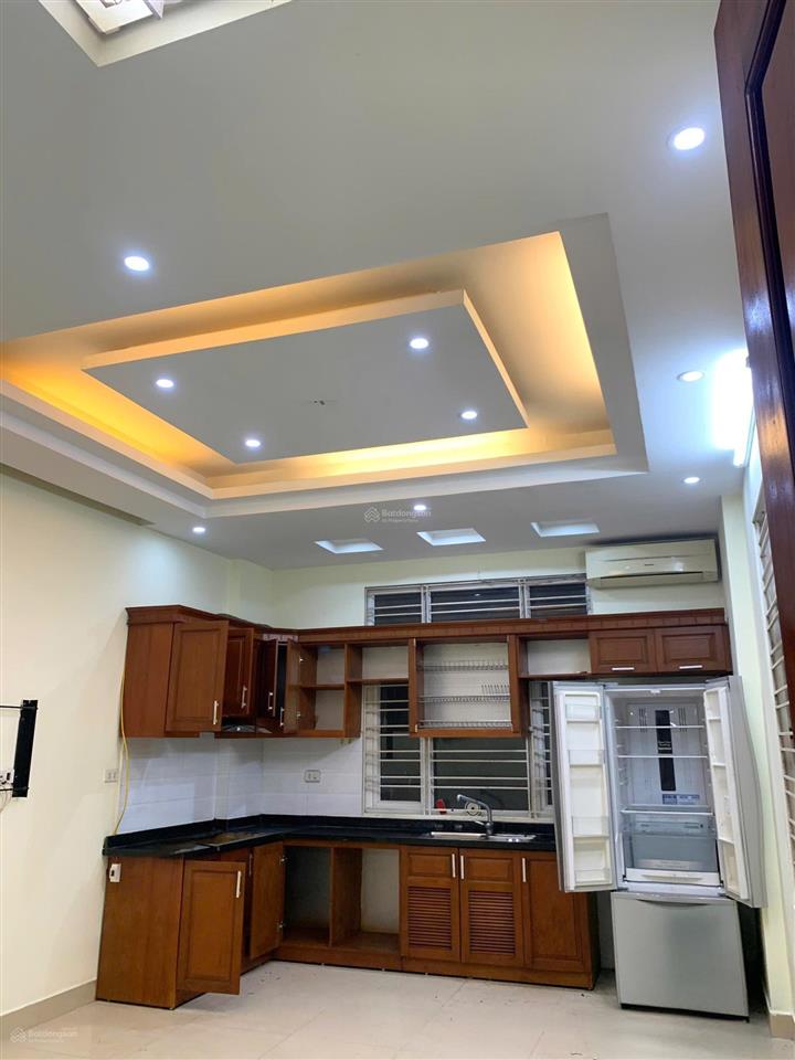 Em cần bán căn nhà 52m2 sổ đỏ xây 4 tầng tọa lạc tại phố hồng mai  hai bà trưng, giá hơn 9 tỷ chút