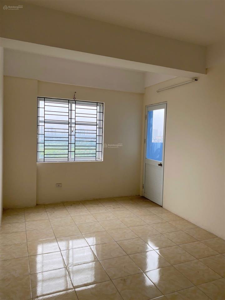 Em cần bán căn hộ chung cư dt 70m 2 ngủ toà ct kđt đền lừ 3  hoàng mai, giá chào hơn 3tỷ chút