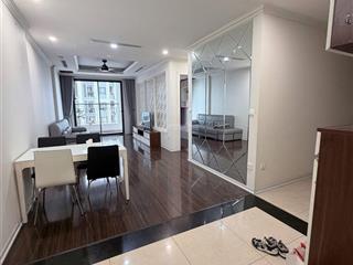 Em cần bán căn hộ chung cư 82m 2 ngủ toà sunshine palace ngõ 13 lĩnh nam , giá chào 6,5 tỷ có tl
