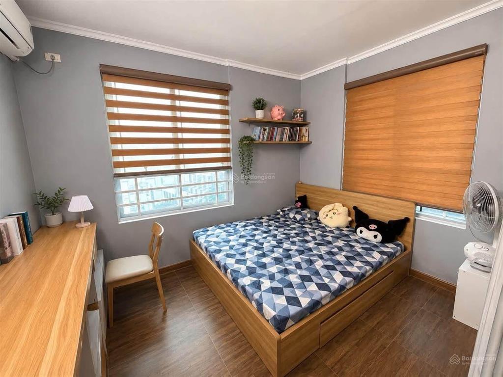 Em cần bán chcc nam đô 609 trương định  hoàng mai, dt 110m2 thiết kế căn góc 3 ngủ full nội thất