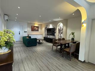 Em cần bán chcc thăng long garden tại 250 đường minh khai với diện tích 140m gồm 3 ngủ 2 vệ sinh.