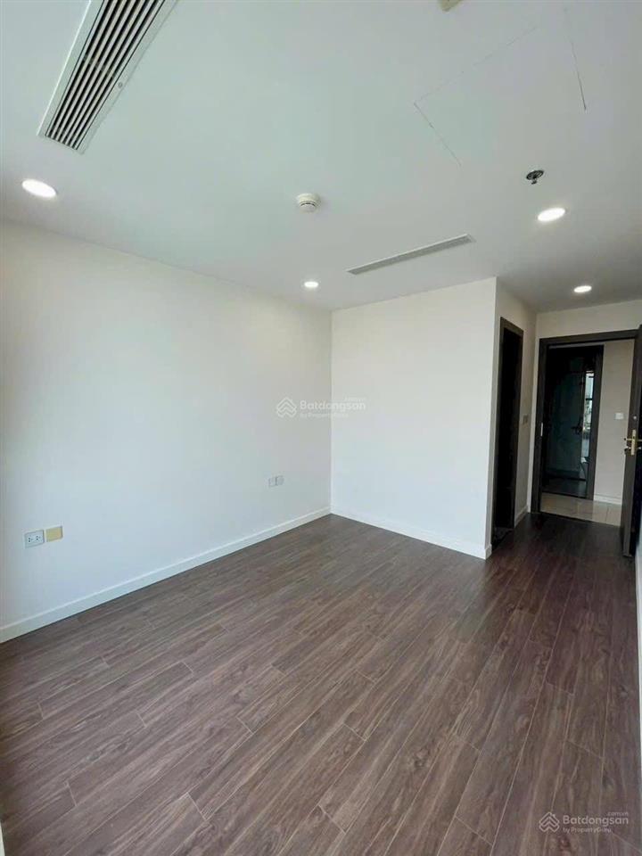 Bán officetel sunshine sky city q7. 2pn 70m². tầng cao, view đẹp. giá cực tốt 4,150 tỷ