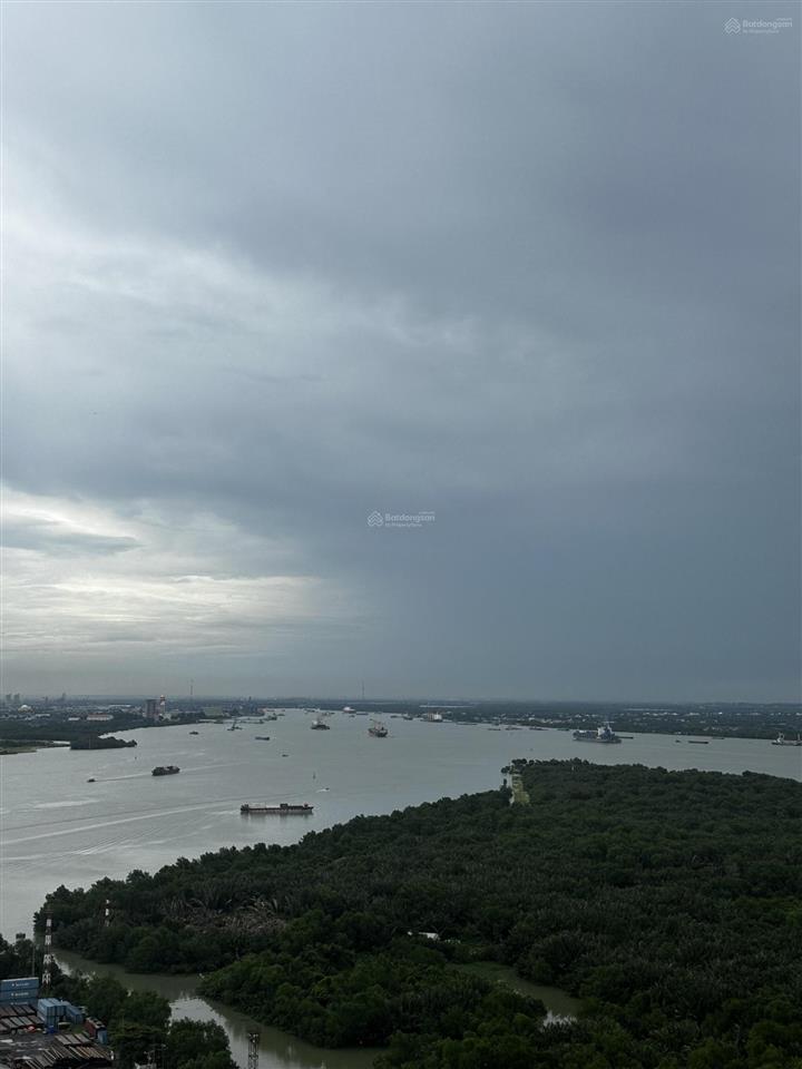Cho thuê noble crystal riverside q7. 2pn 2wc, 135m². tầng cao, view sông. giá 16 triệu/th