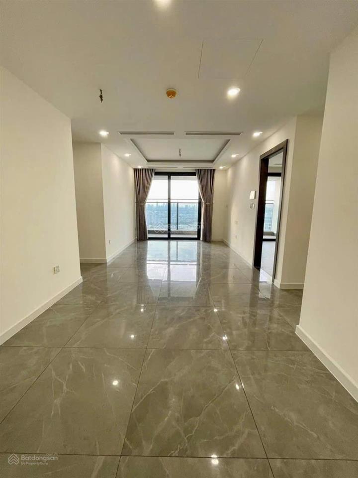 Cho thuê noble crystal riverside q7. 2pn 110m2. 2 ban công. giá tốt 15tr (bao phí quản lý)