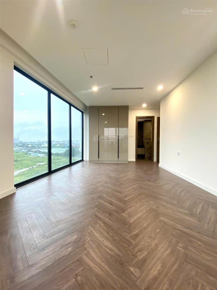 Sunshine diamond river q7 2pn căn góc 128m². full kính phòng ngủ. giá tốt  14 triệu / tháng