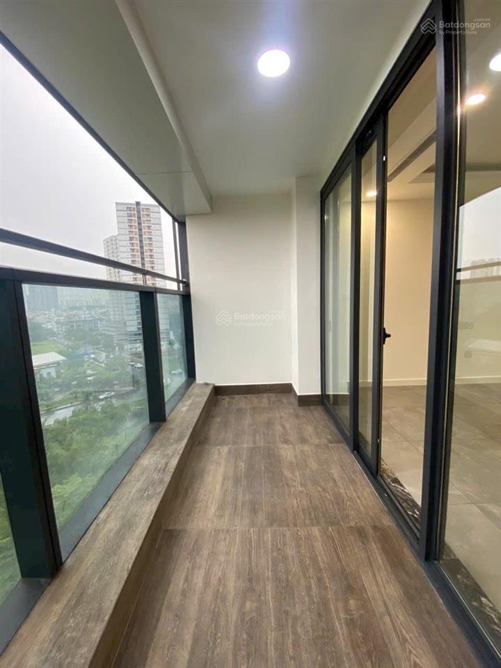 Sunshine diamond river q7 2pn căn góc 128m². full kính phòng ngủ. giá tốt  14 triệu / tháng