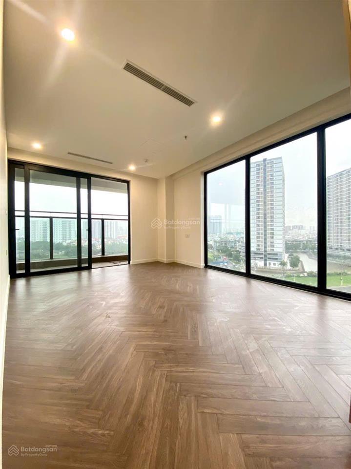 Sunshine diamond river q7 2pn căn góc 128m². full kính phòng ngủ. giá tốt  14 triệu / tháng
