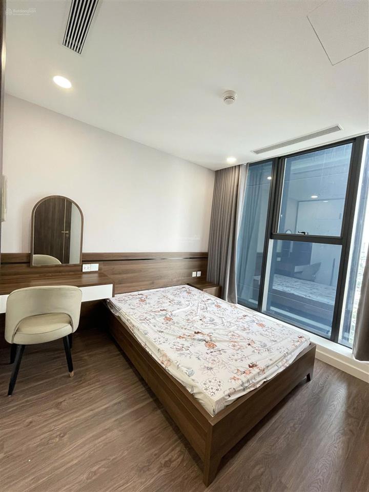 Sunshine sky city 3pn 2wc, full nội thất đẹp. giá thuê chỉ 26 triệu / tháng