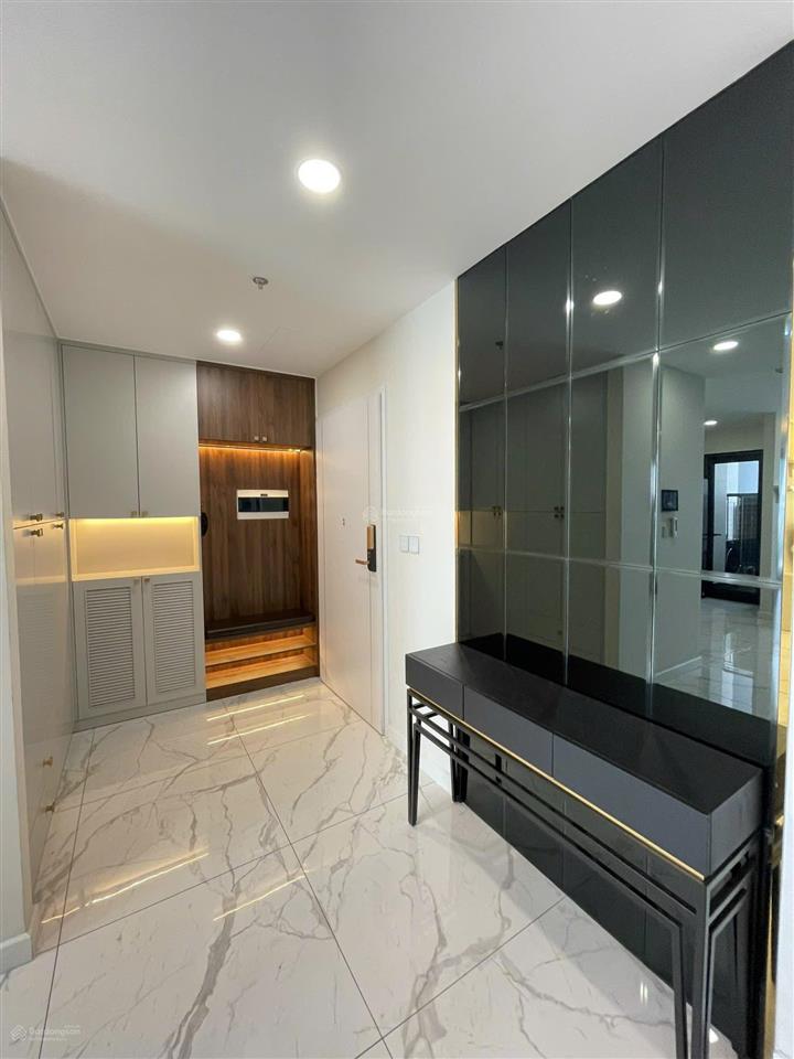 Sunshine sky city 3pn 2wc, full nội thất đẹp. giá thuê chỉ 26 triệu / tháng