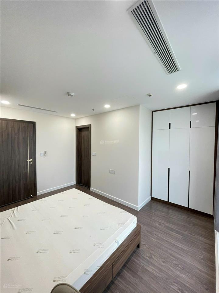 Sunshine sky city 3pn 2wc, full nội thất đẹp. giá thuê chỉ 26 triệu / tháng