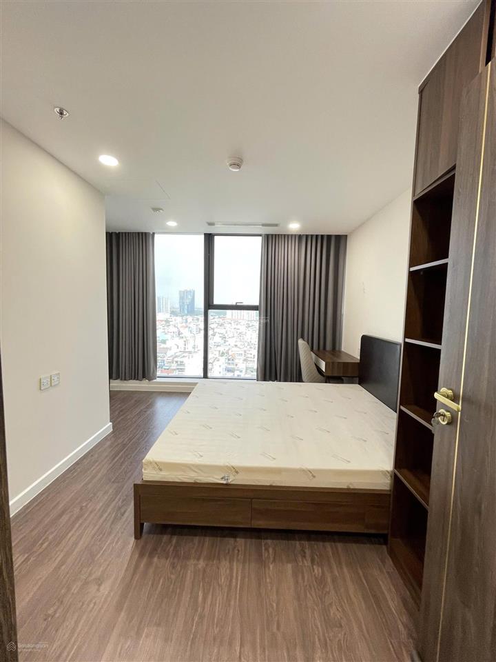 Sunshine sky city 3pn 2wc, full nội thất đẹp. giá thuê chỉ 26 triệu / tháng