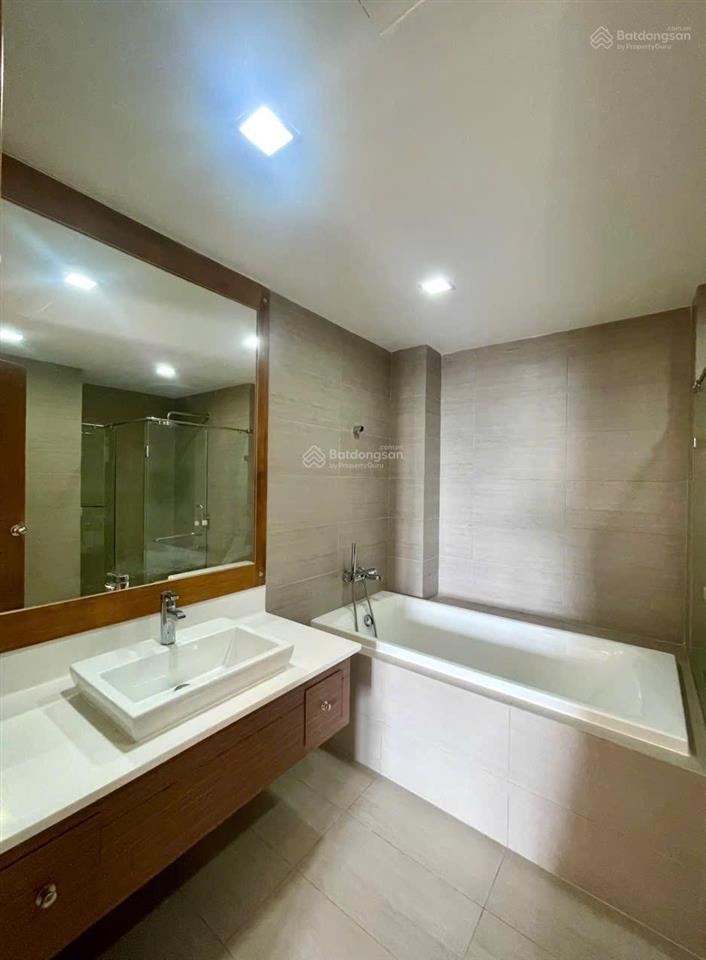 Cho thuê noble crystal riverside 2pn+1, 125m2. full nt. giá chỉ 16 triệu / tháng