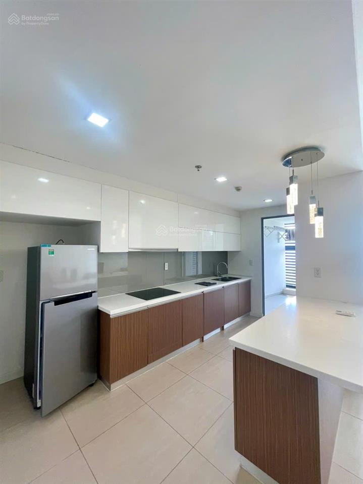Cho thuê noble crystal riverside 2pn+1, 125m2. full nt. giá chỉ 16 triệu / tháng