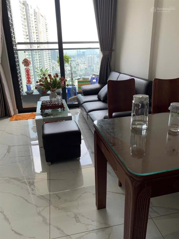 Sunshine sky city  căn góc 2pn đều có view đẹp . full nội thất . giá thuê chỉ  17 triệu / tháng