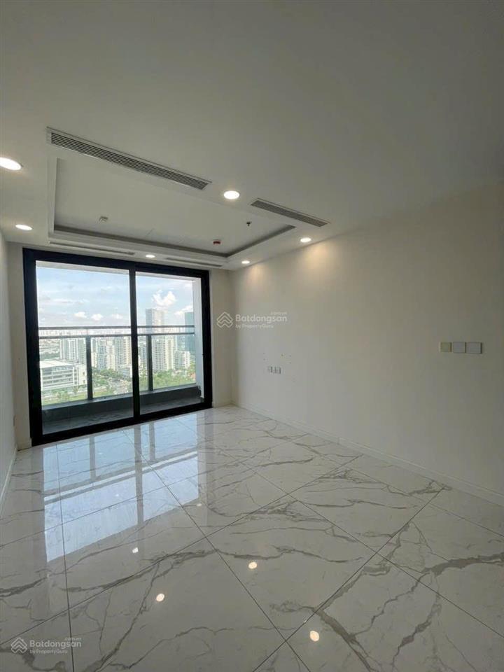 Sunshine sky city q7 2pn 2wc , ntcb . view pmh giá thuê  13 triệu / tháng .