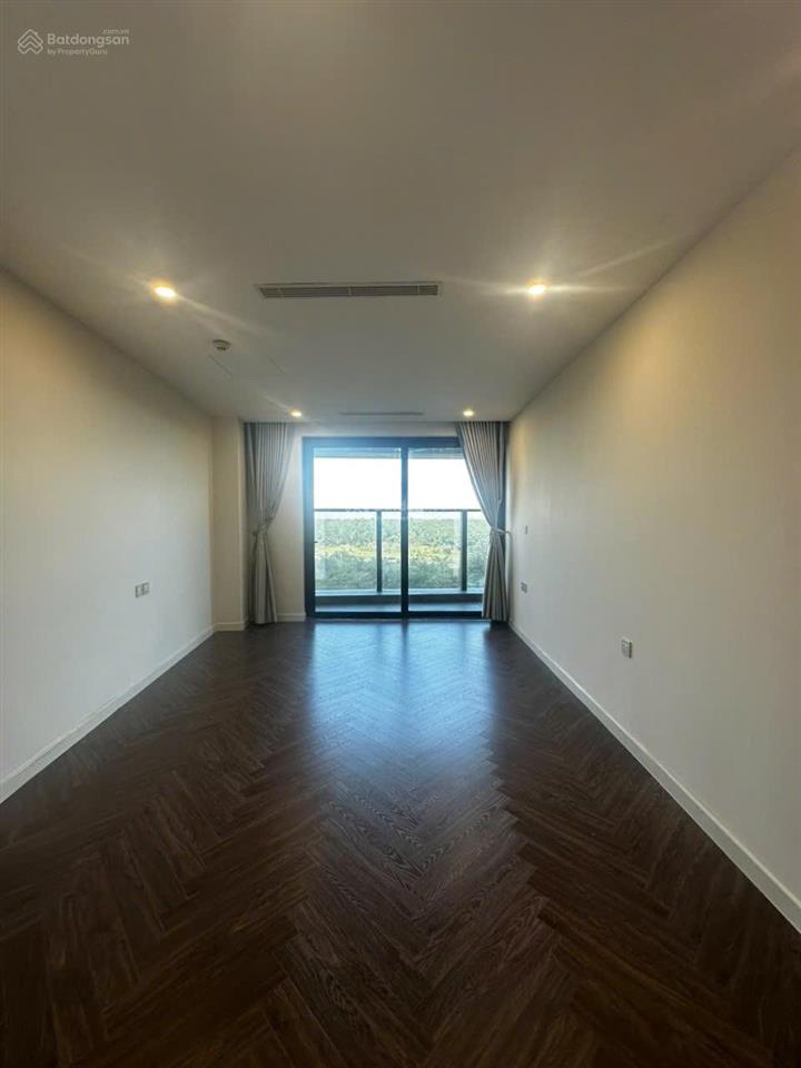 Noble crystal riverside 2pn 2wc, 120m2. tầng cao, view sông siêu đẹp. giá chỉ 14 triệu/tháng
