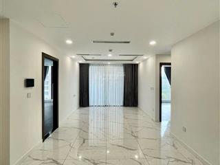 Sunshine sky city q7. 3pn 3wc, 106m2. nt cơ bản. giá cực tốt 18 triệu/tháng.