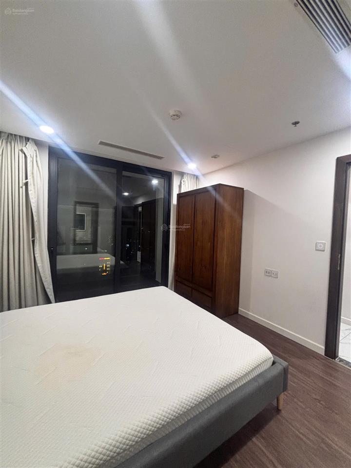 Sunshine sky city 4pn+1, 3wc, 132m2. full nội thất. 2 ban công. giá chỉ 32tr/tháng