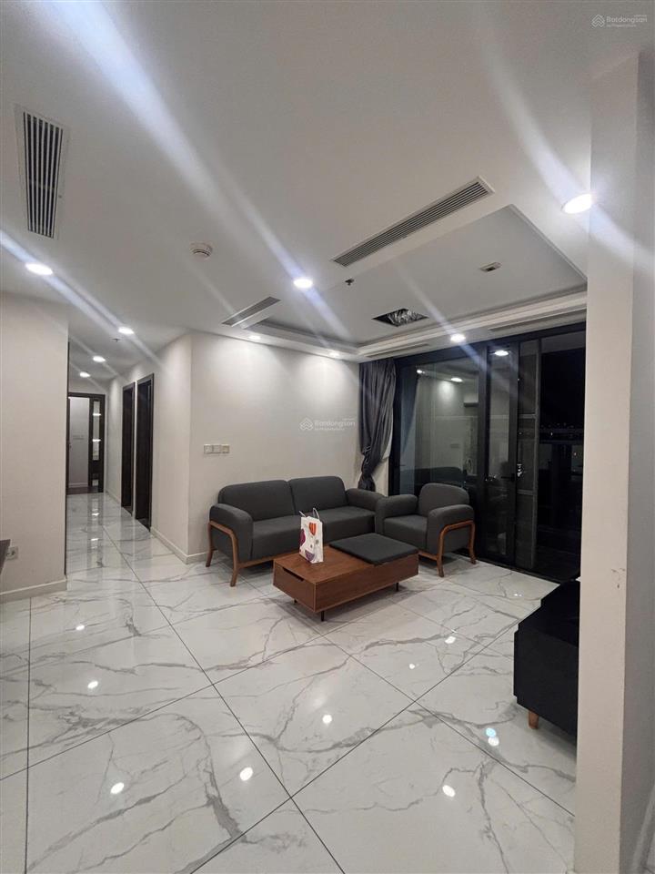 Sunshine sky city 4pn+1, 3wc, 132m2. full nội thất. 2 ban công. giá chỉ 32tr/tháng