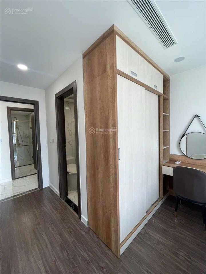 Sunshine sky city 2pn 2wc, 70m2. full nội thất, view thoáng đẹp. giá chỉ 17 triệu/tháng.