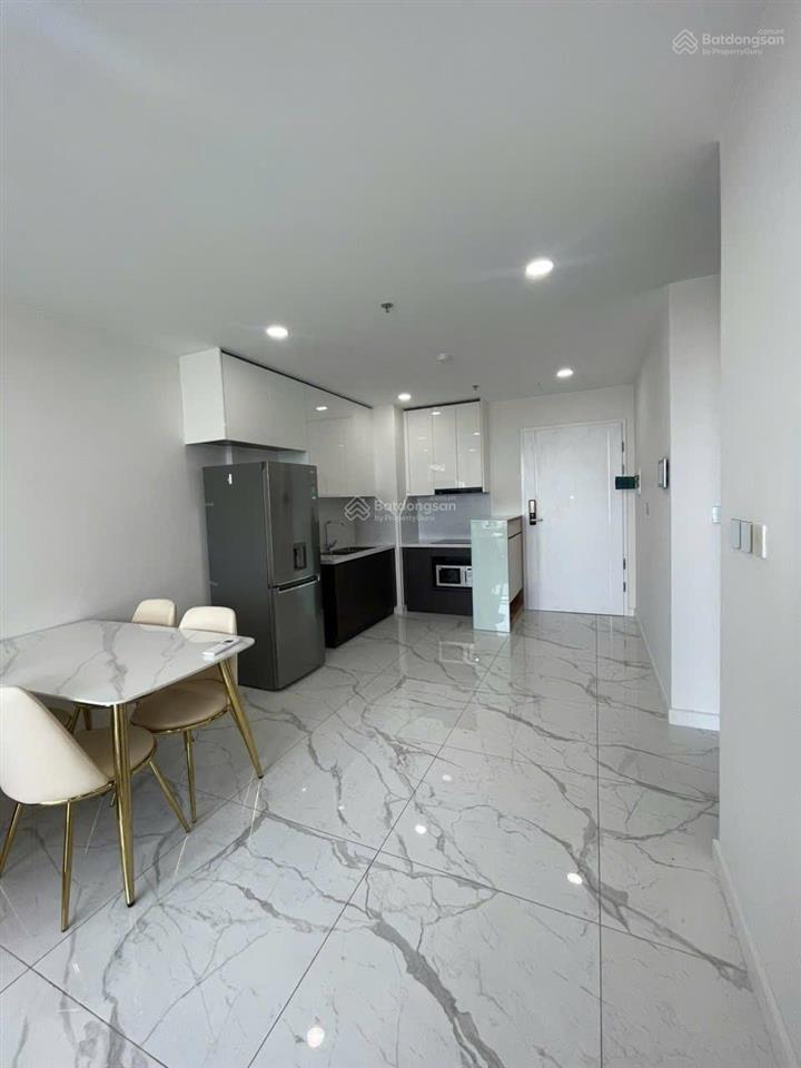 Sunshine sky city 2pn 2wc, 70m2. full nội thất, view thoáng đẹp. giá chỉ 17 triệu/tháng.