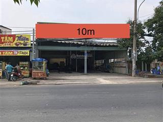 Cần bán nhà xưởng sắt thép tấm tôn, mặt đường 261, cạnh đường liên kết vùng  vành đai 5  cụm cn