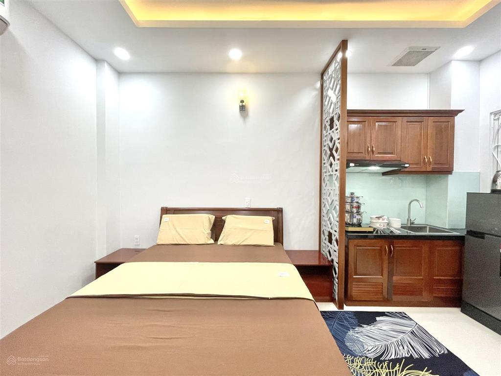 Căn hộ mới siêu thoáng ngay hoàng sa sát q.10, phú nhuận 10p đi sân bay an ninh cao  có thang máy