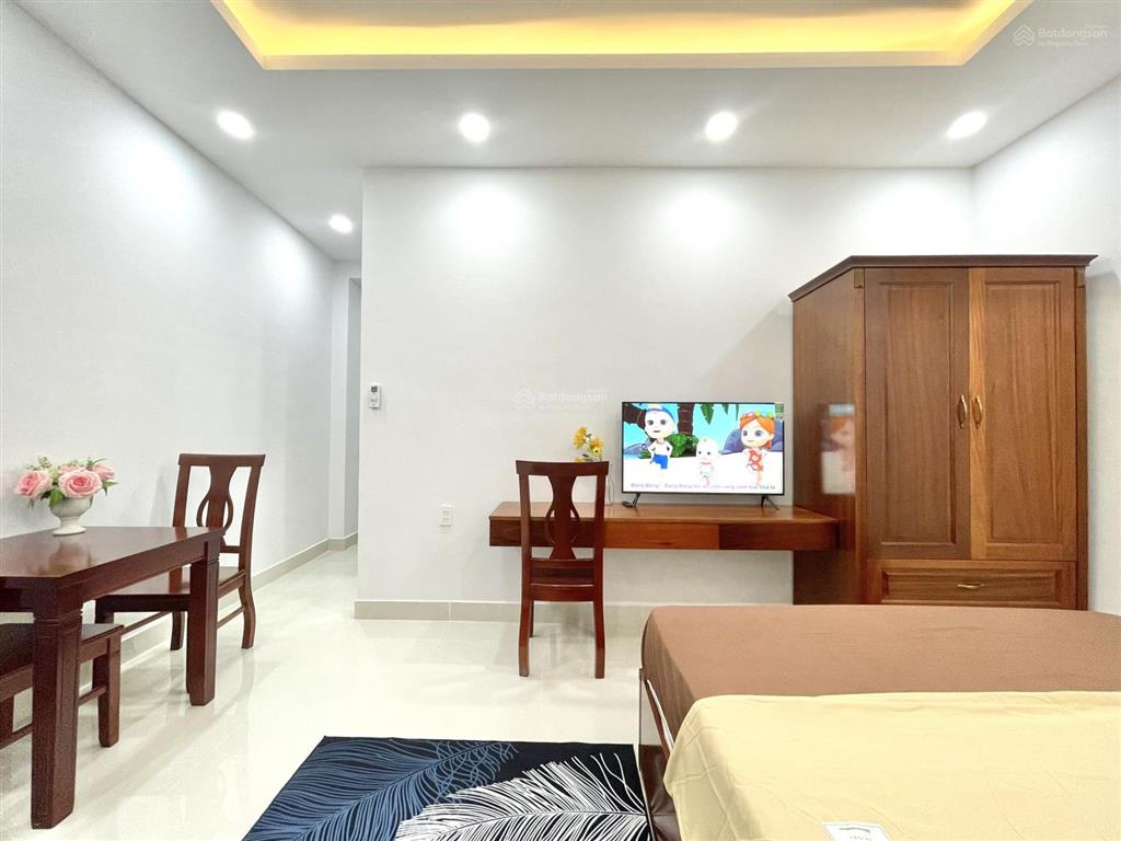 Căn hộ mới siêu thoáng ngay hoàng sa sát q.10, phú nhuận 10p đi sân bay an ninh cao  có thang máy