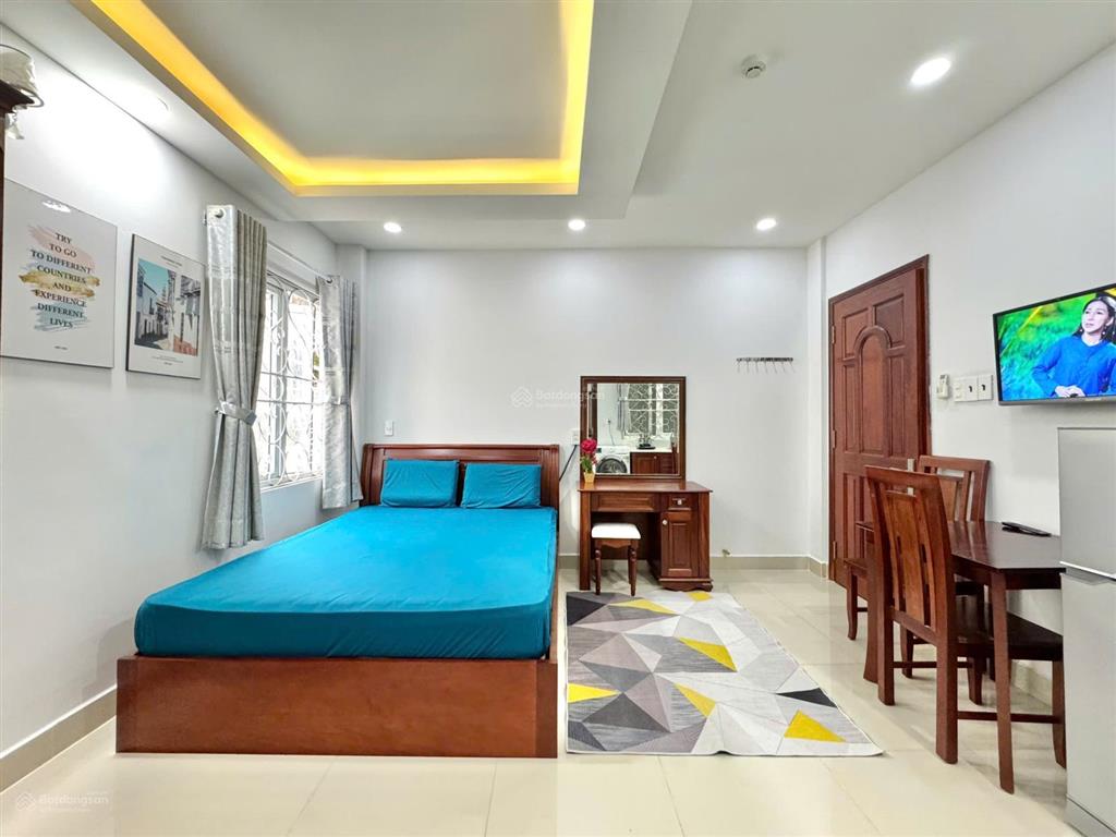 Ở ngay! căn hộ mới toanh nội thất cao cấp ngay bờ kè hoàng sa gần cv lê thị riêng q.10 có thang máy