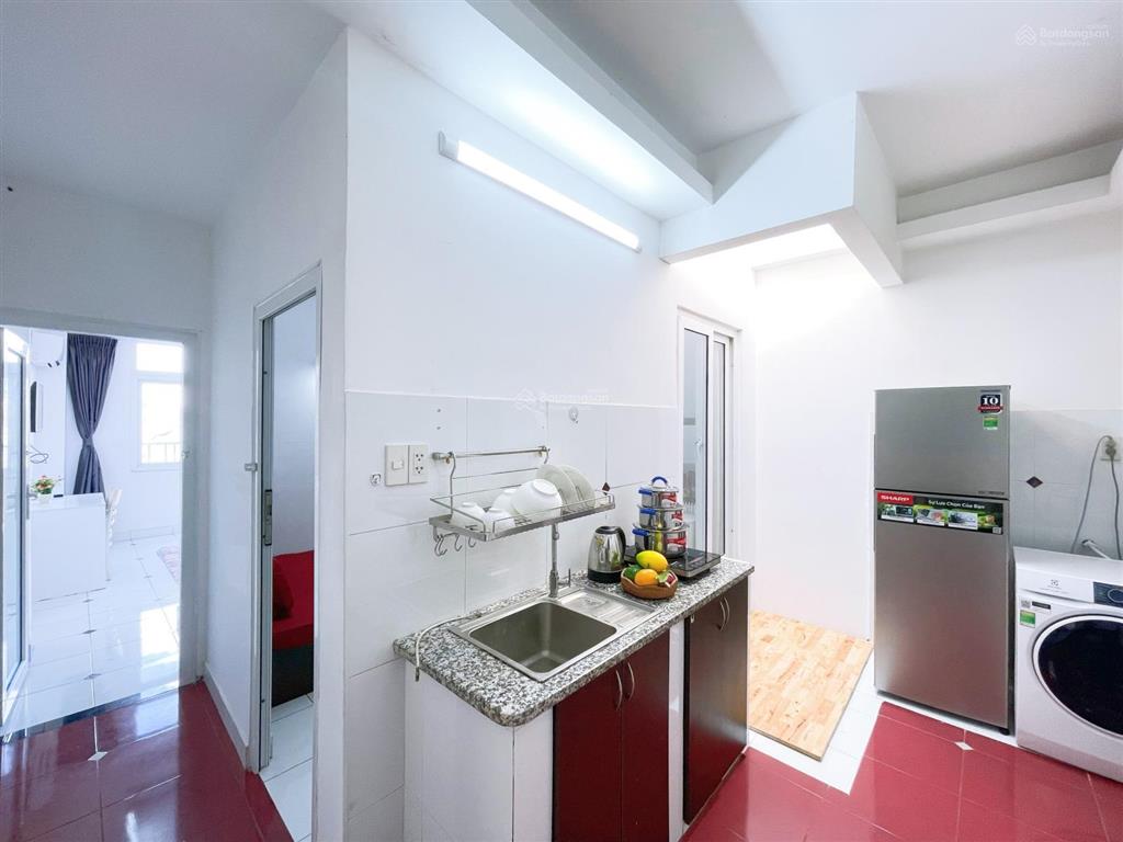 Căn hộ 2pn có ban công thoáng mát ờ phạm văn hai khu vip sát sân bay, cv hoàng văn thụ có tháng máy