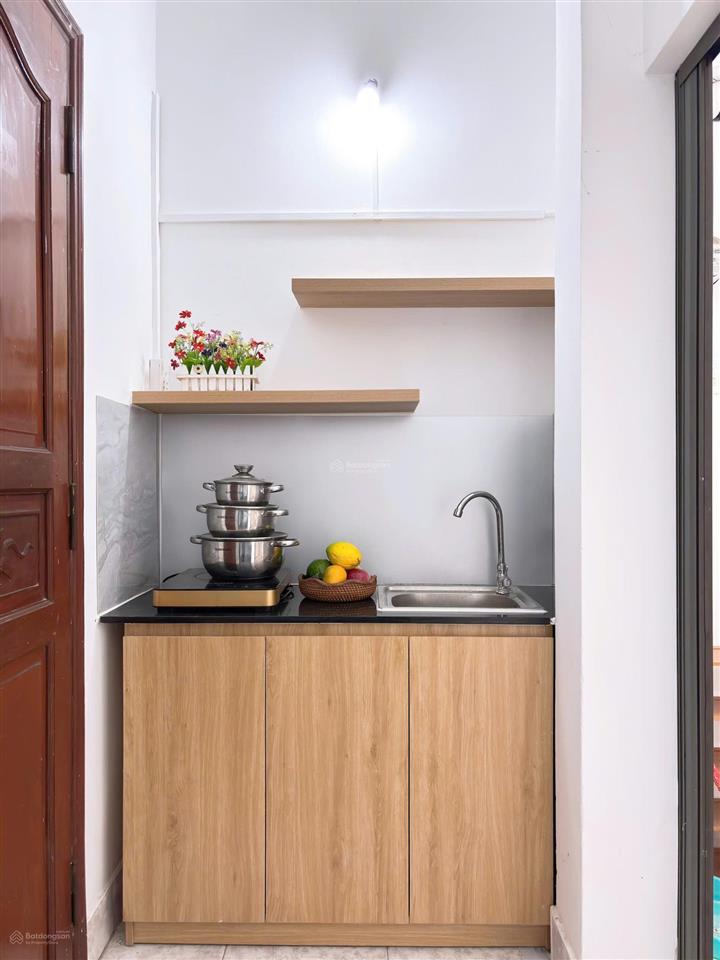 Phòng 1pn tách bếp 30mv cửa sổ siêu thoáng mát ngay cư xá bình thới gần lotte mart q.11, đầm sen