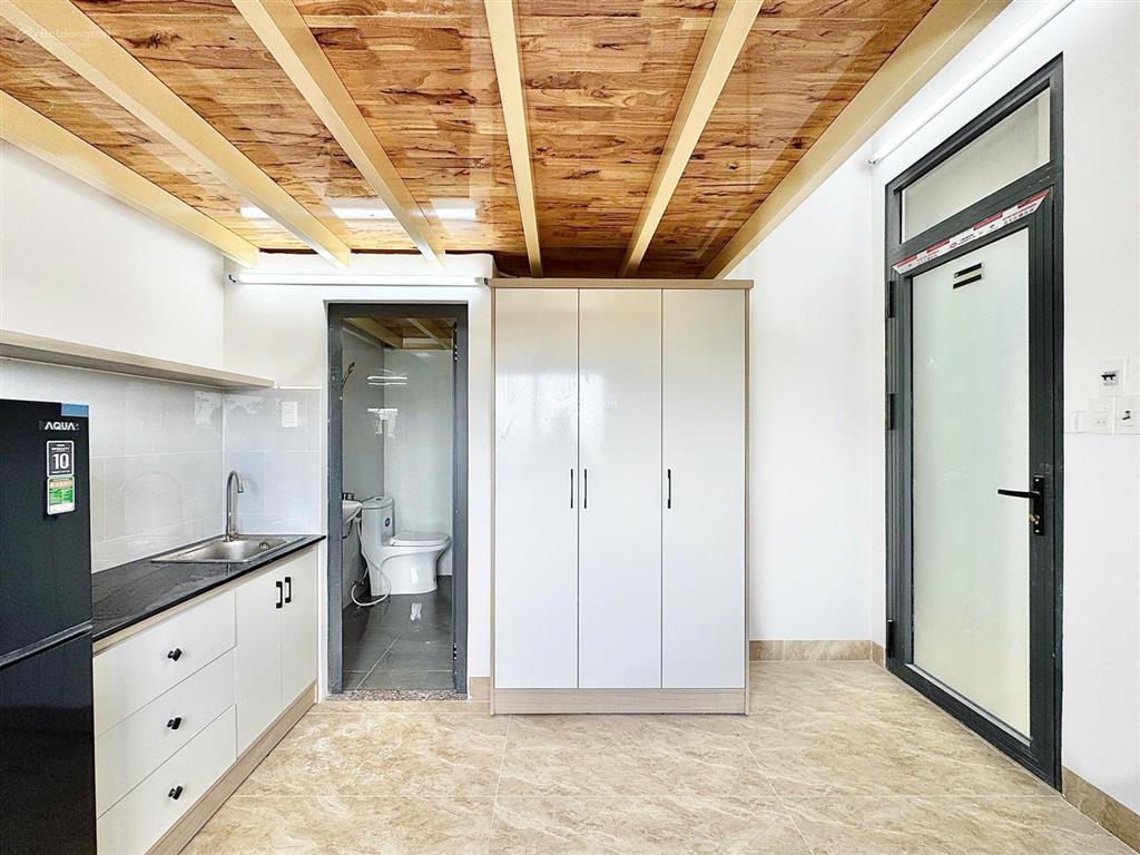 Phòng duplex siêu thoáng sát âu cơ  lạc long quân nhà có bảo vệ  thang máy giáp q. 10, q. 11