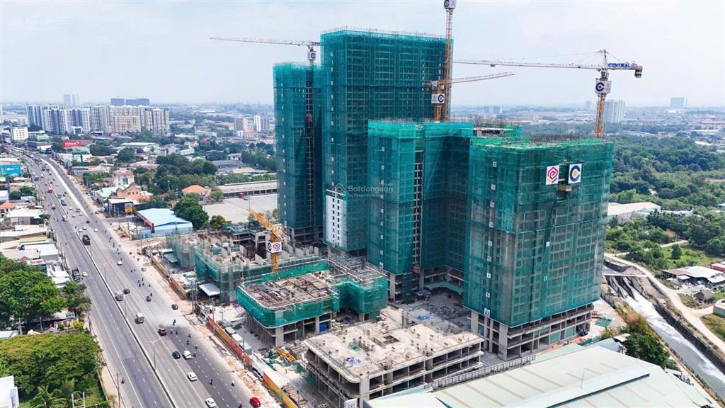 Lusso căn nội bộ 1pn + 56m2 trả trước 310 triệu nhận nhà ngay mặt tiền ql 13  metro số 2