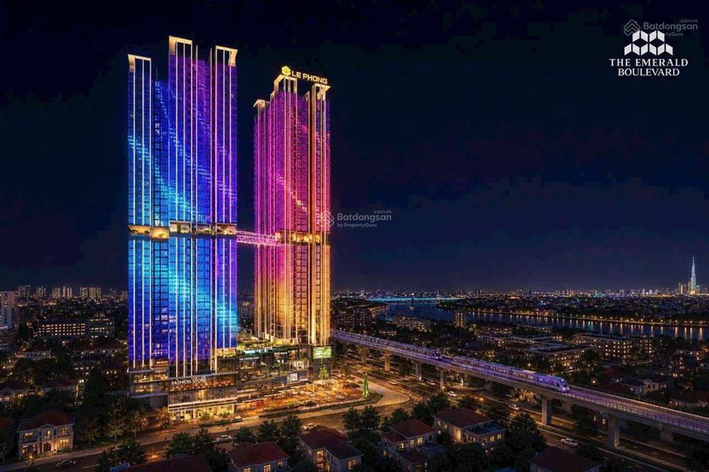 Căn 2pn 65m2 tầng 10 view nội khu siêu đẹp, cách vạn phúc city 7p  hàng xanh 20p emerald boulevard
