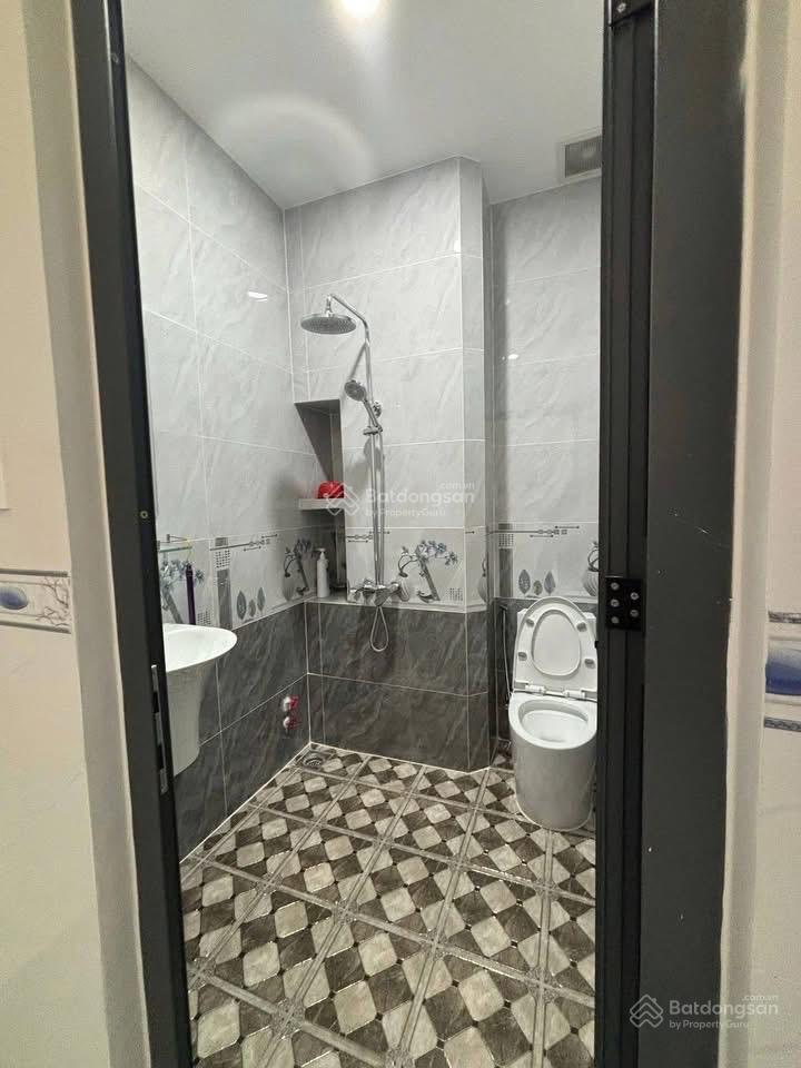 Hẻm 6m đường tây thạnh , 3 tấm, 4 x 18m, 3 phòng ngủ, 3 wc