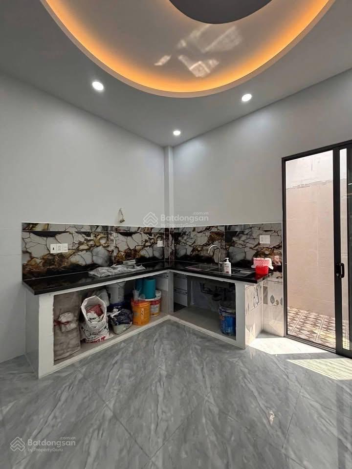 Hẻm 6m đường tây thạnh , 3 tấm, 4 x 18m, 3 phòng ngủ, 3 wc