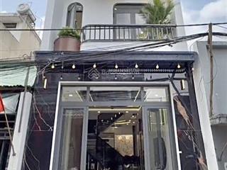 Nhà mới, hẻm 6m thông tây thạnh, 3,5 tấm, 4 phòng ngủ, 4 wc, 1 sân thượng.