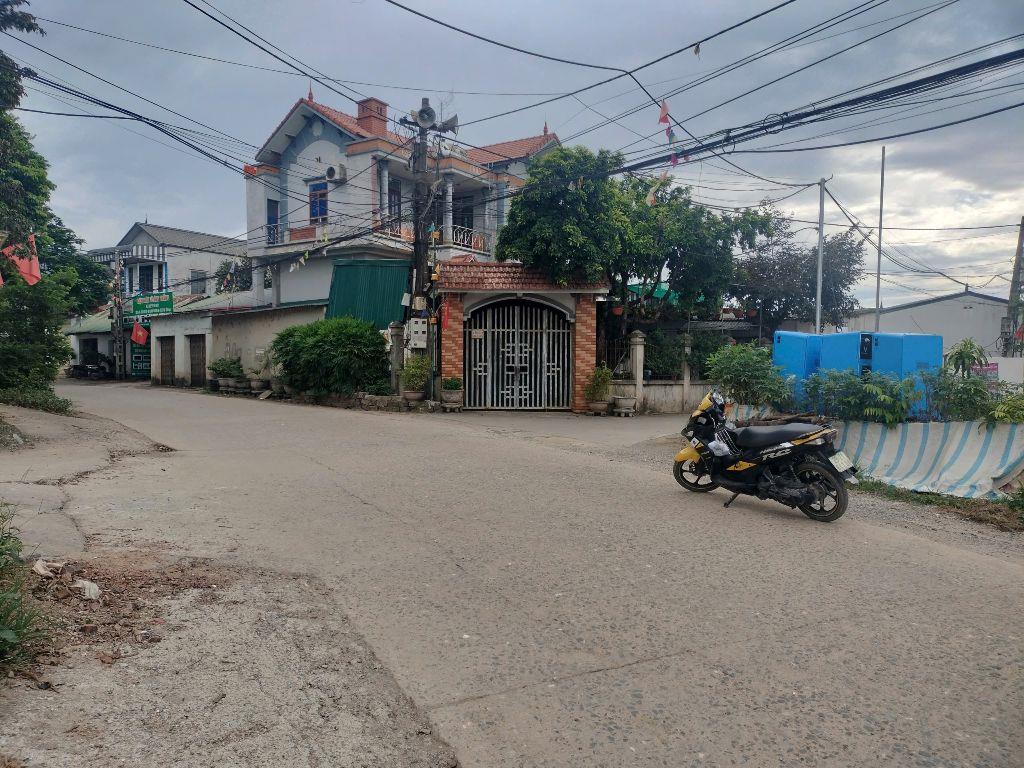 161M trục chính Nguyễn Bá Tạo xã Xuân Mai ( Nam Phương Tiến )