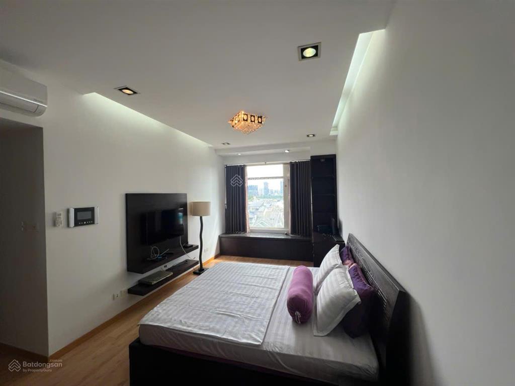 Cho thuê căn hộ saigon pearl view hồ bơi, full nội thất
