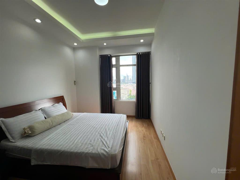 Cho thuê căn hộ saigon pearl view hồ bơi, full nội thất
