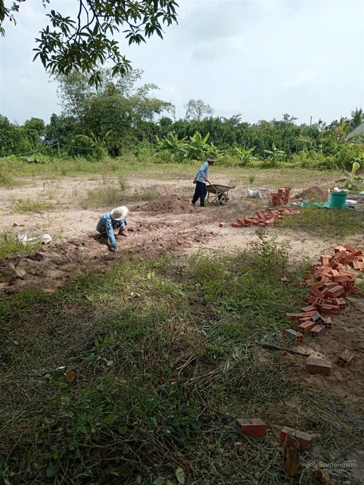 Bán đất xã mỹ long, huyện cao lãnh sổ đỏ, phân lô từng nền, kết hợp với các bạn môi giới 2.5%