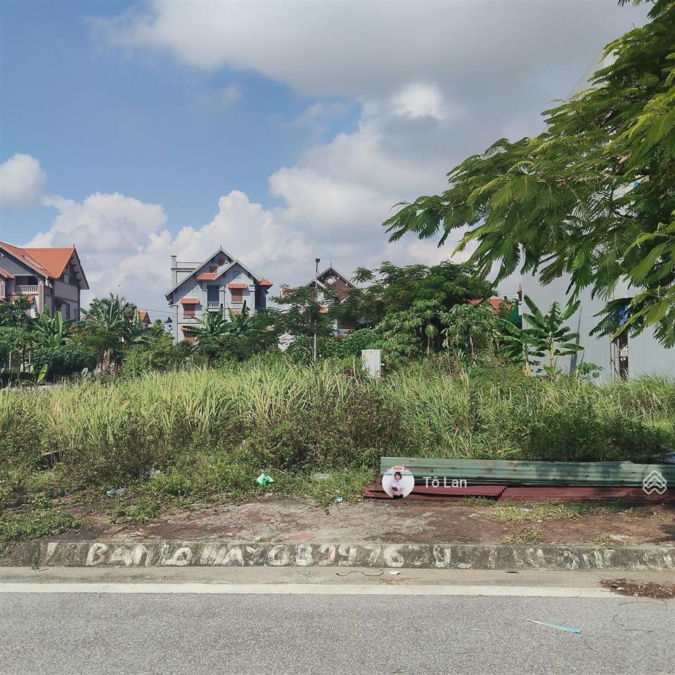 Giá tốt chưa từng có lk10 áp tràn hướng đông view kđt nam long giá nhô 3 tỷ  diện tích 60m